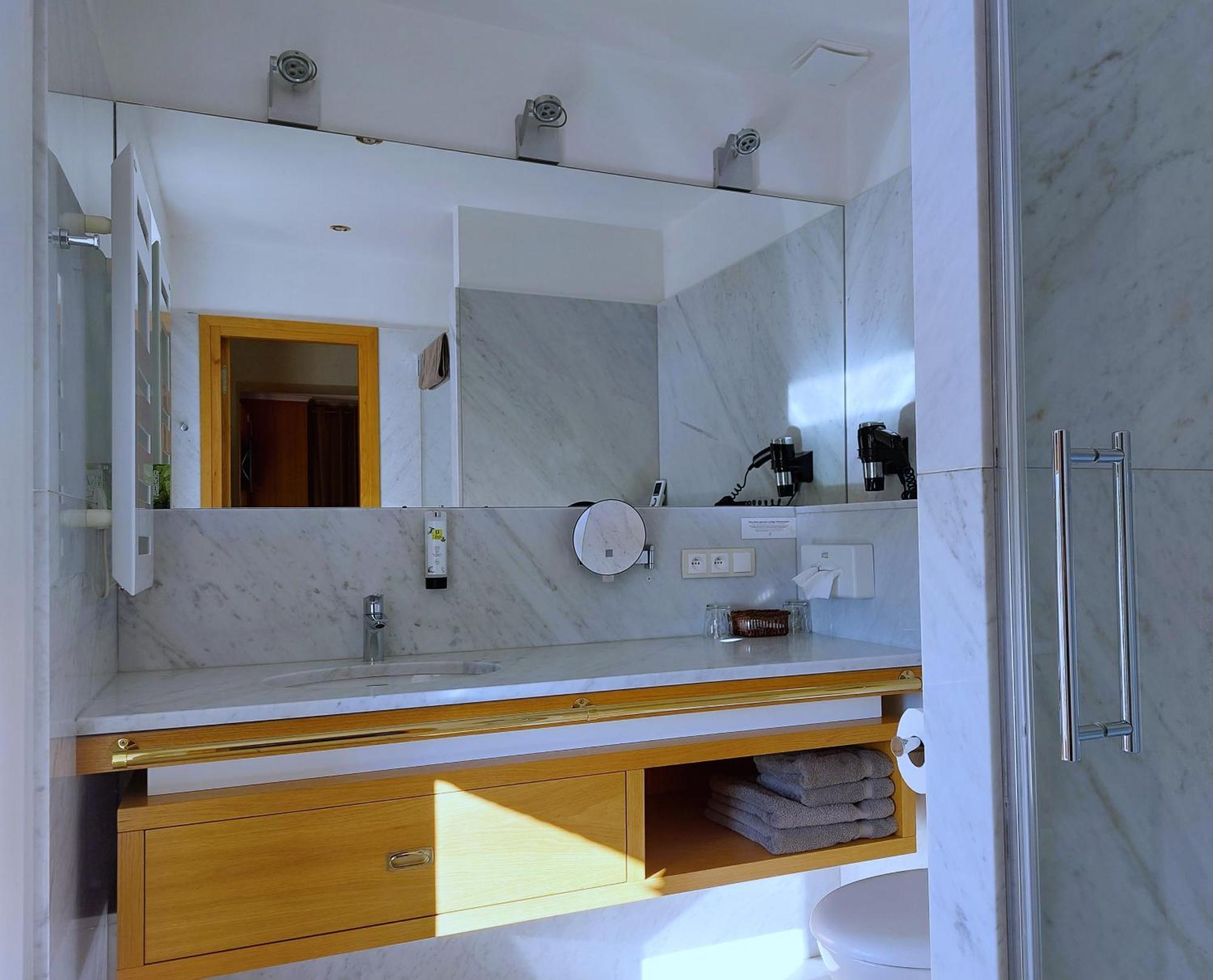 Logis Auberge Les Murets Hotel Restaurant Spa Chandolas Dış mekan fotoğraf