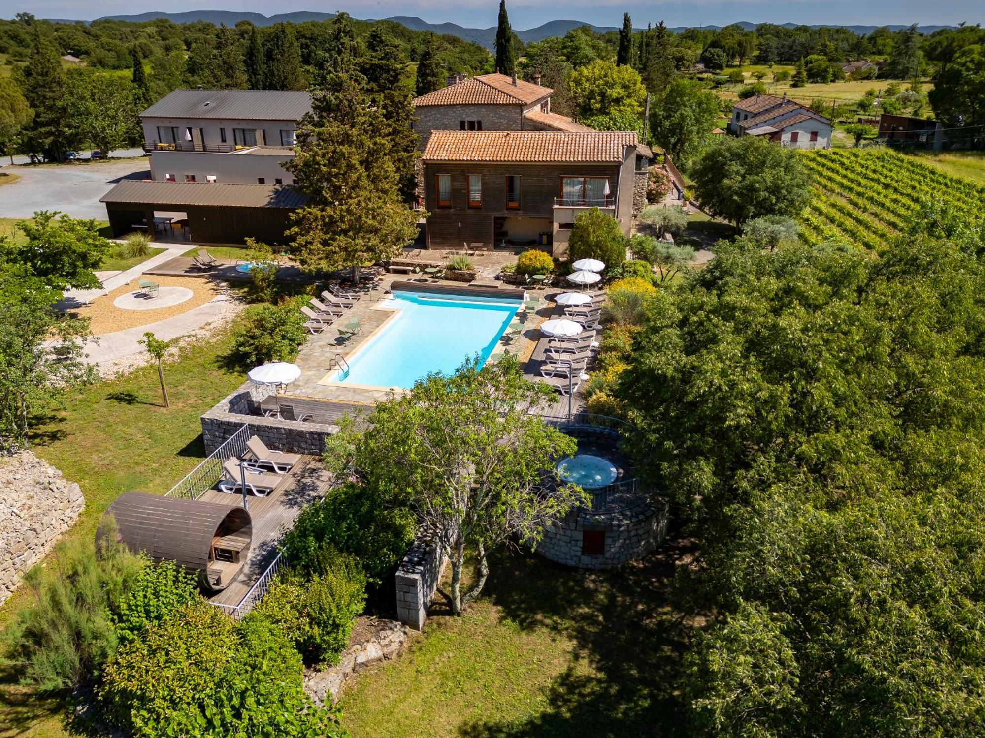 Logis Auberge Les Murets Hotel Restaurant Spa Chandolas Dış mekan fotoğraf